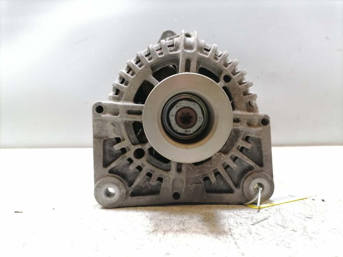 Renault Scenic 2 original Lichtmaschine Generator 1,6 82KW Bj.2007